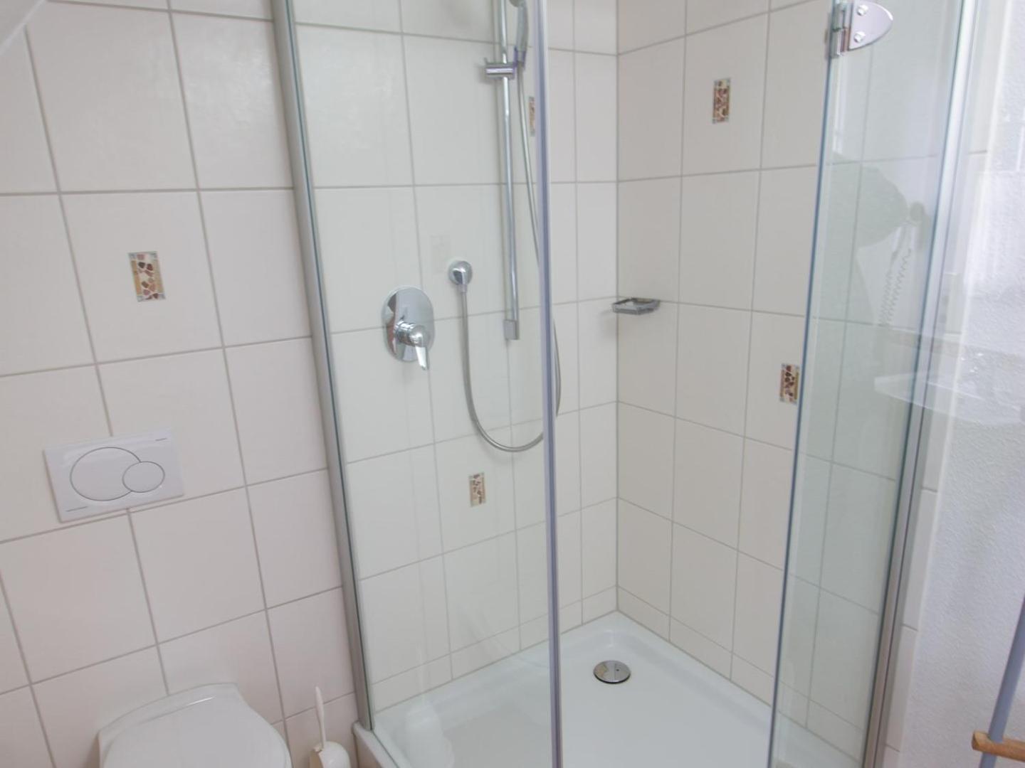 Hotel Zur Post - Burg An Der Mosel Номер фото