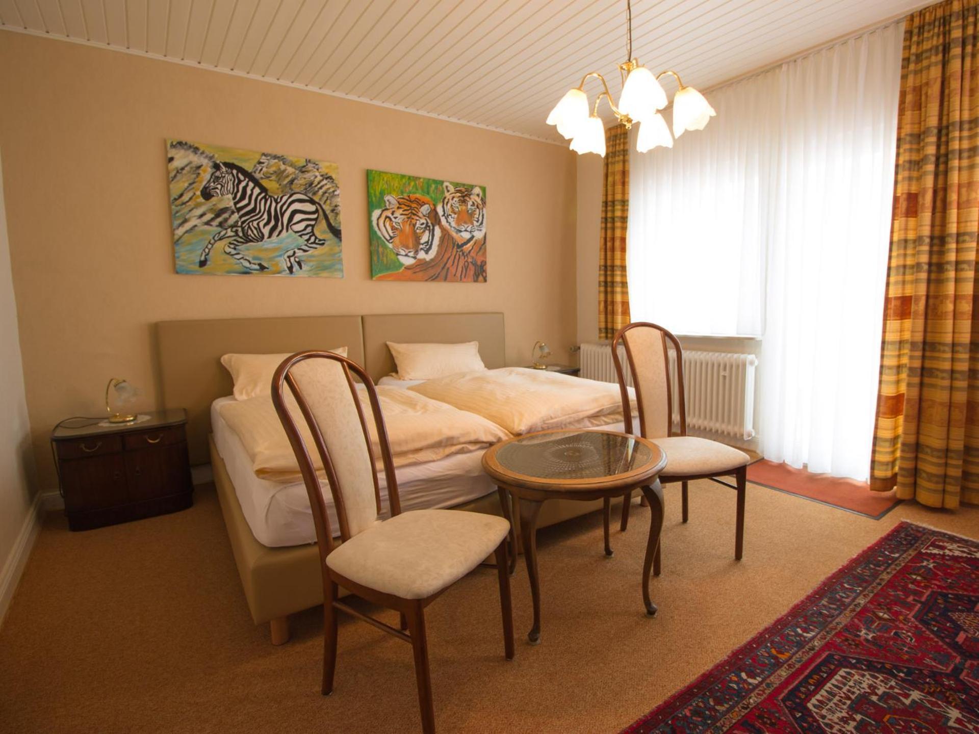 Hotel Zur Post - Burg An Der Mosel Номер фото